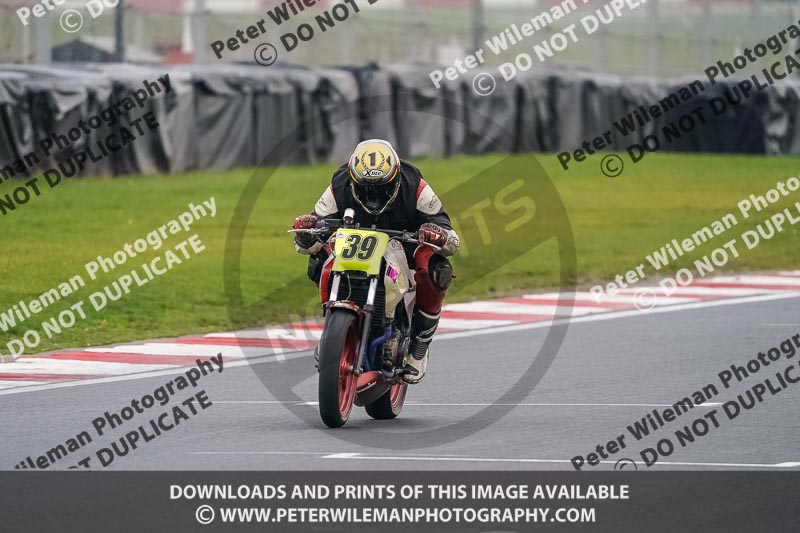 donington no limits trackday;donington park photographs;donington trackday photographs;no limits trackdays;peter wileman photography;trackday digital images;trackday photos